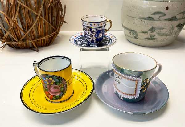 about caffeine: coffee cups (l) from Germany in art nouveau, (m+r) used in Algeria 1910