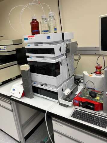 HPLC with radio-detector