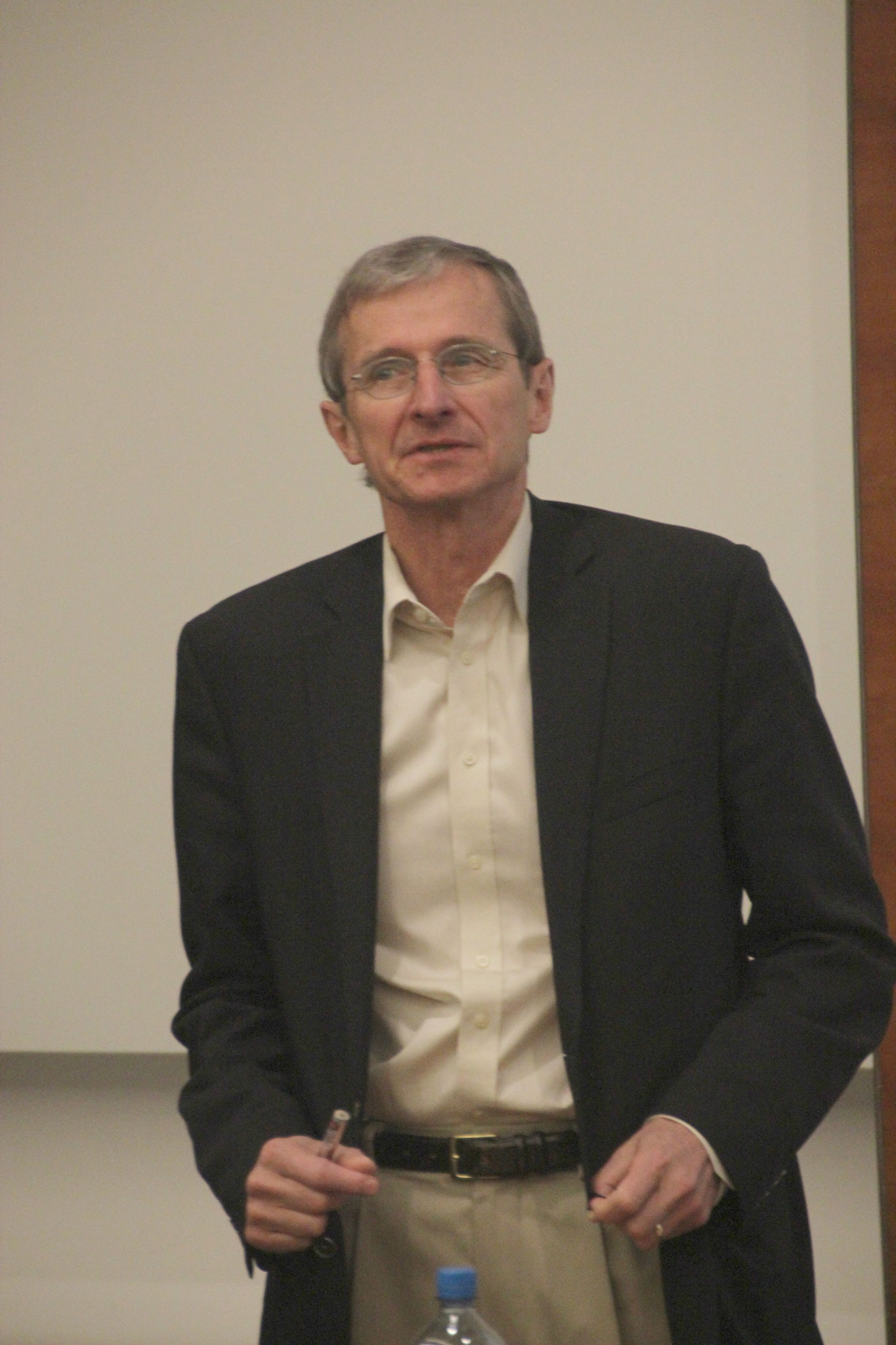 Enlarged view: Richard R. Schrock at the  L. M. Venanzi Distinguished Lecture 2014