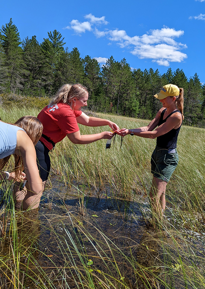 Amy Fraley teaching the Medicinal Chemistry field course "Pharmaceutical Discovery from Cyanobacteria" that she developed and taught at the University of Michigan for five years